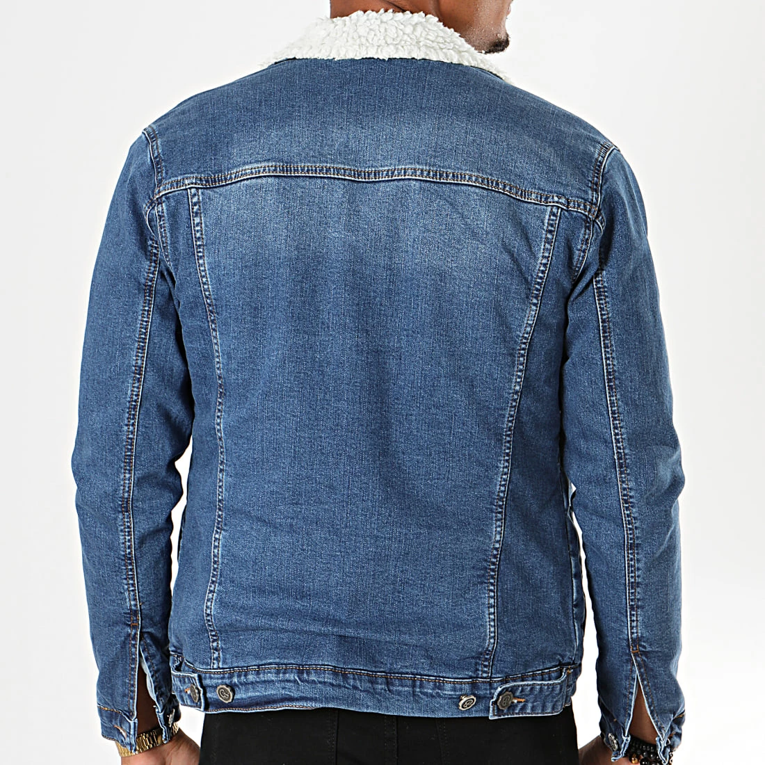 Veste Jean A Col Mouton Bleu Denim de Black Needle 6 Veste Jean A Col Mouton Bleu Denim de Black Needle – Image 4