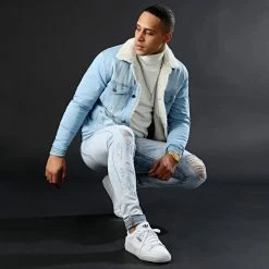 Veste Jean A Col Mouton 5000 Bleu Wash de Black Needle -Black Needle Soldes black needle 196385 BN 5000 BLEUCLAIRE TPDT 20200102T104035 06