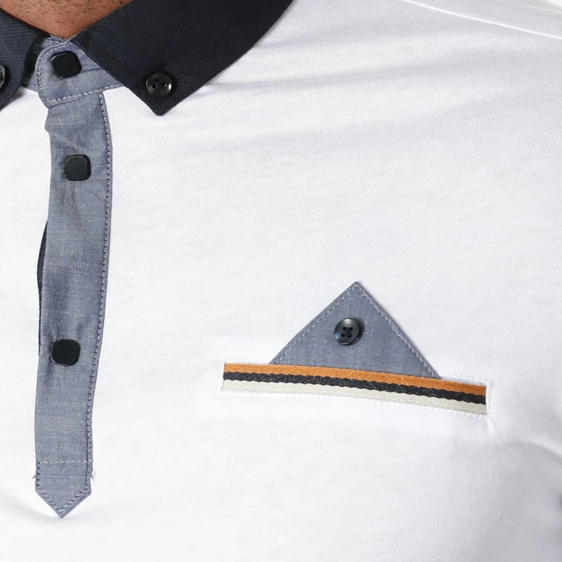 Polo Manches Courtes 5013 Blanc de Black Needle 4 Polo Manches Courtes 5013 Blanc de Black Needle – Image 2