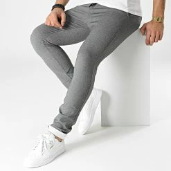 Pantalon 9001 Gris de Black Needle -Black Needle Soldes black needle 294949 PNT 9001 2 GREY 20211210T154410 03