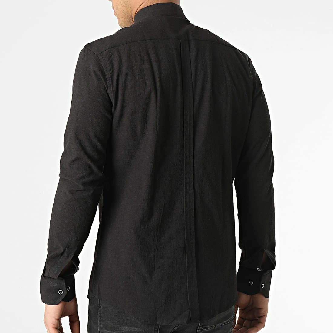 Chemise Manches Longues 3607 Noir de Black Needle 6 Chemise Manches Longues 3607 Noir de Black Needle – Image 4