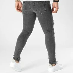 Jean Skinny DHZ-3417 Gris Anthracite de Black Needle -Black Needle Soldes black needle 300738 DHZ 3417 5 DARK GREY 20220202T152512 04