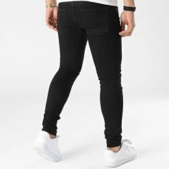 Jean Skinny DH-3039-57 Noir de Black Needle -Black Needle Soldes black needle 315182 DH 3039 57 BLACK 20220415T151654 04