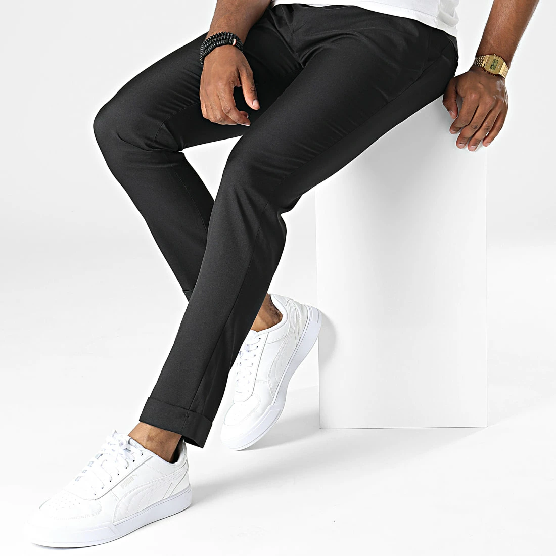 Pantalon Chino 398 Noir de Black Needle 5 Pantalon Chino 398 Noir de Black Needle – Image 3