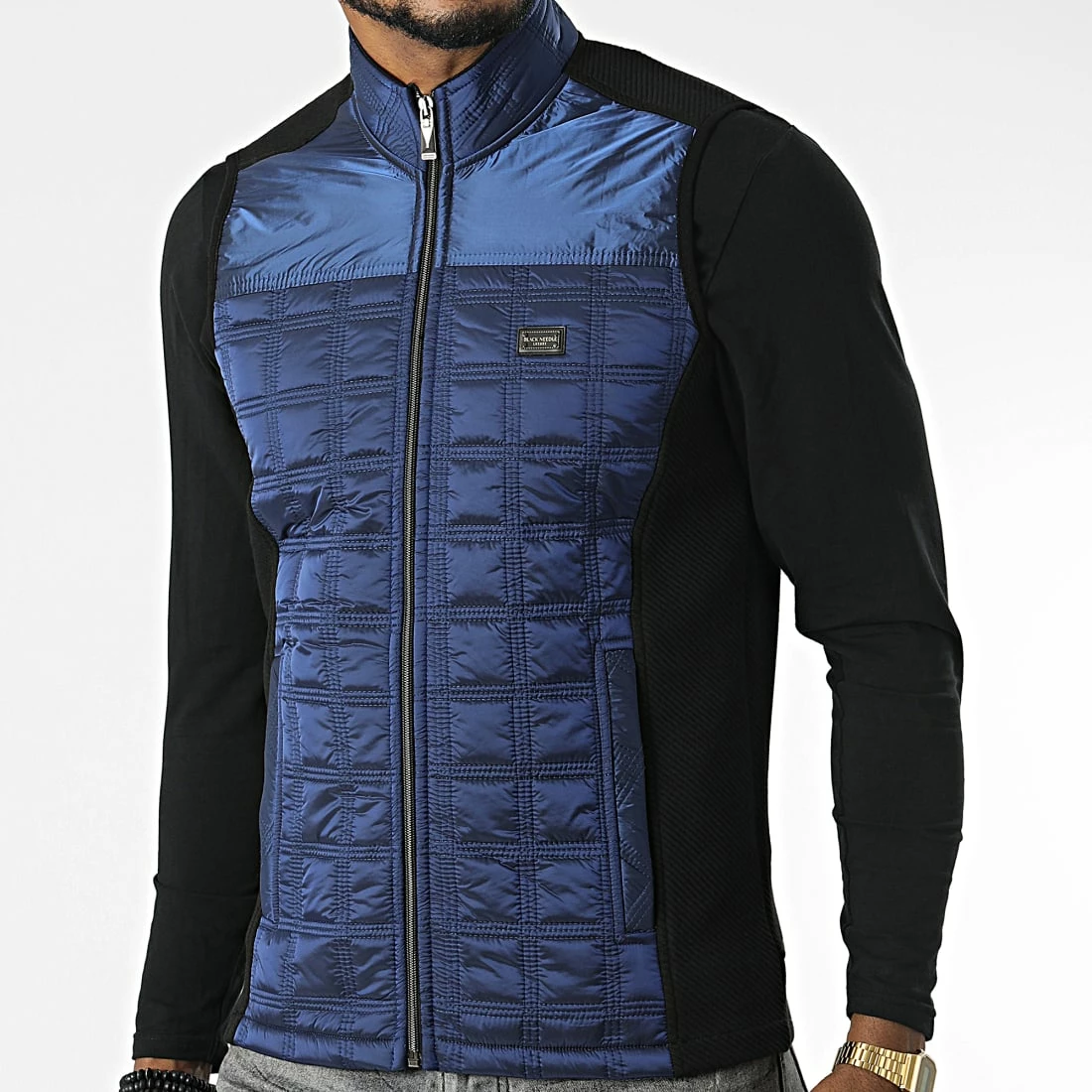 Veste Zippée Sans Manches BLC22K15 Noir Bleu Marine de Black Needle 3 Veste Zippée Sans Manches BLC22K15 Noir Bleu Marine de Black Needle