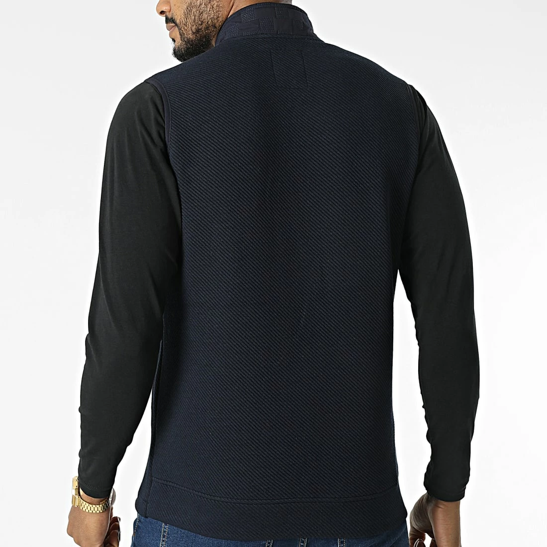 Veste Zippée Sans Manches BLC22K11 Bleu Marine de Black Needle 6 Veste Zippée Sans Manches BLC22K11 Bleu Marine de Black Needle – Image 4