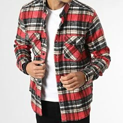 Surchemise Carreaux Y3688 Rouge de Black Needle 8 Surchemise Carreaux Y3688 Rouge de Black Needle -Black Needle Soldes black needle 348612 Y3688 08 20221129T150625 03