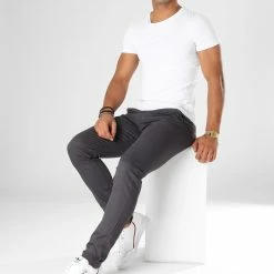 Pantalon Chino 1012 Gris Anthracite de Black Needle -Black Needle Soldes classic series 156696 1012 ANTHRACITE 20181001T155123 03