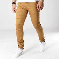 Pantalon Chino 1012 Moutarde Foncé de Black Needle