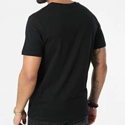 Tee Shirt Piraterie Music Noir Doré 9 Tee Shirt Piraterie Music Noir Doré -Black Needle Soldes la piraterie 297789 PIRAT TS PIRATERIEMUSIC NOIOR 20220104T164551 04