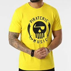 Tee Shirt Logo Jaune Noir de Piraterie Music 8 Tee Shirt Logo Jaune Noir de Piraterie Music -Black Needle Soldes la piraterie 316417 PIRAT TS LOGO JAUNOI 20220421T143319 03