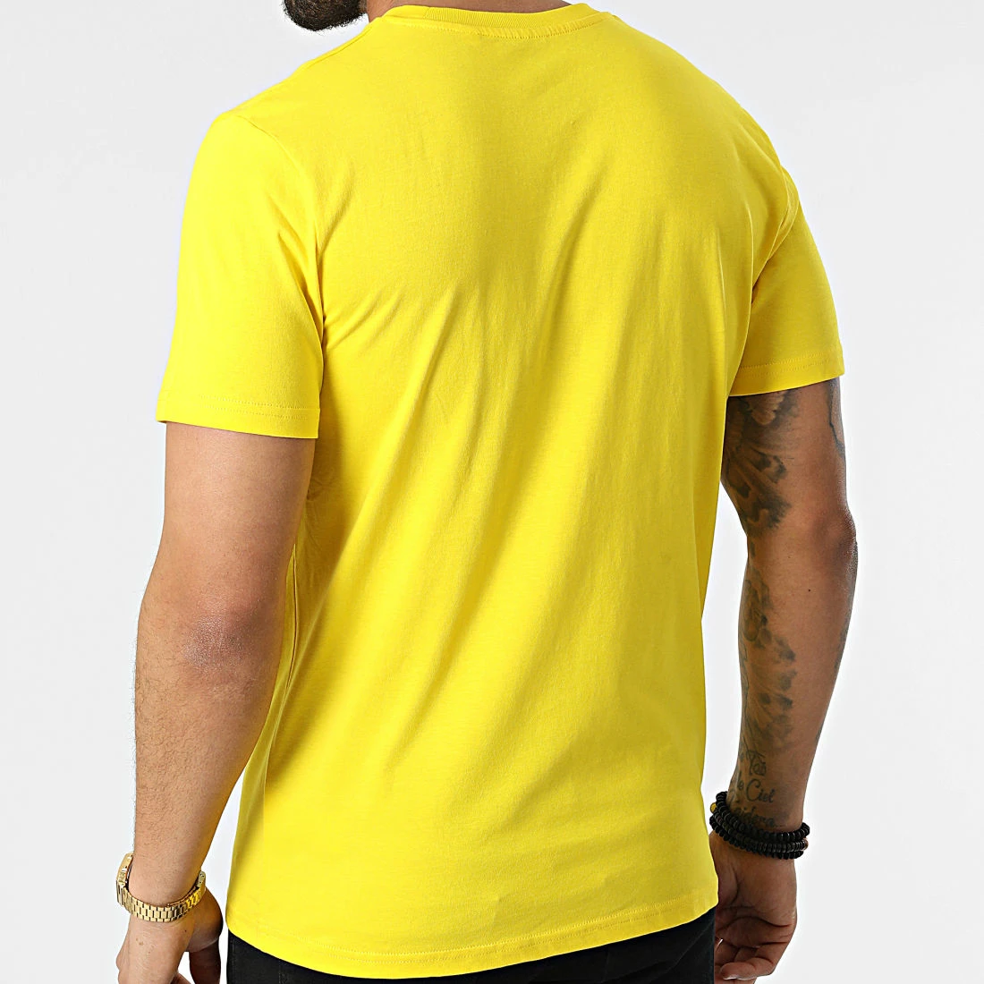 Tee Shirt Logo Jaune Noir de Piraterie Music 6 Tee Shirt Logo Jaune Noir de Piraterie Music – Image 4