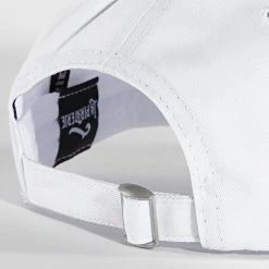 Casquette 9052 Blanc de La Piraterie 8 Casquette 9052 Blanc de La Piraterie -Black Needle Soldes la piraterie 328100 9052 WHITE 20220720T160750 03