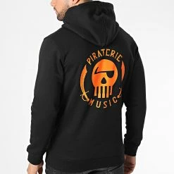 Sweat Capuche Logo Chest And Back Noir Orange de Piraterie Music