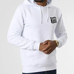 Sweat Capuche Etendard Blanc Noir de Piraterie Music 8 Sweat Capuche Etendard Blanc Noir de Piraterie Music -Black Needle Soldes la piraterie 341065 PIRAT SWCP ETENDARD BLCNOI 20220930T154726 03