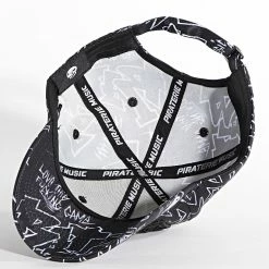 Casquette Print Glitter Noir de Piraterie Music 9 Casquette Print Glitter Noir de Piraterie Music -Black Needle Soldes la piraterie 342194 PRT GLITTER PRINT BLACK 20221021T141426 04