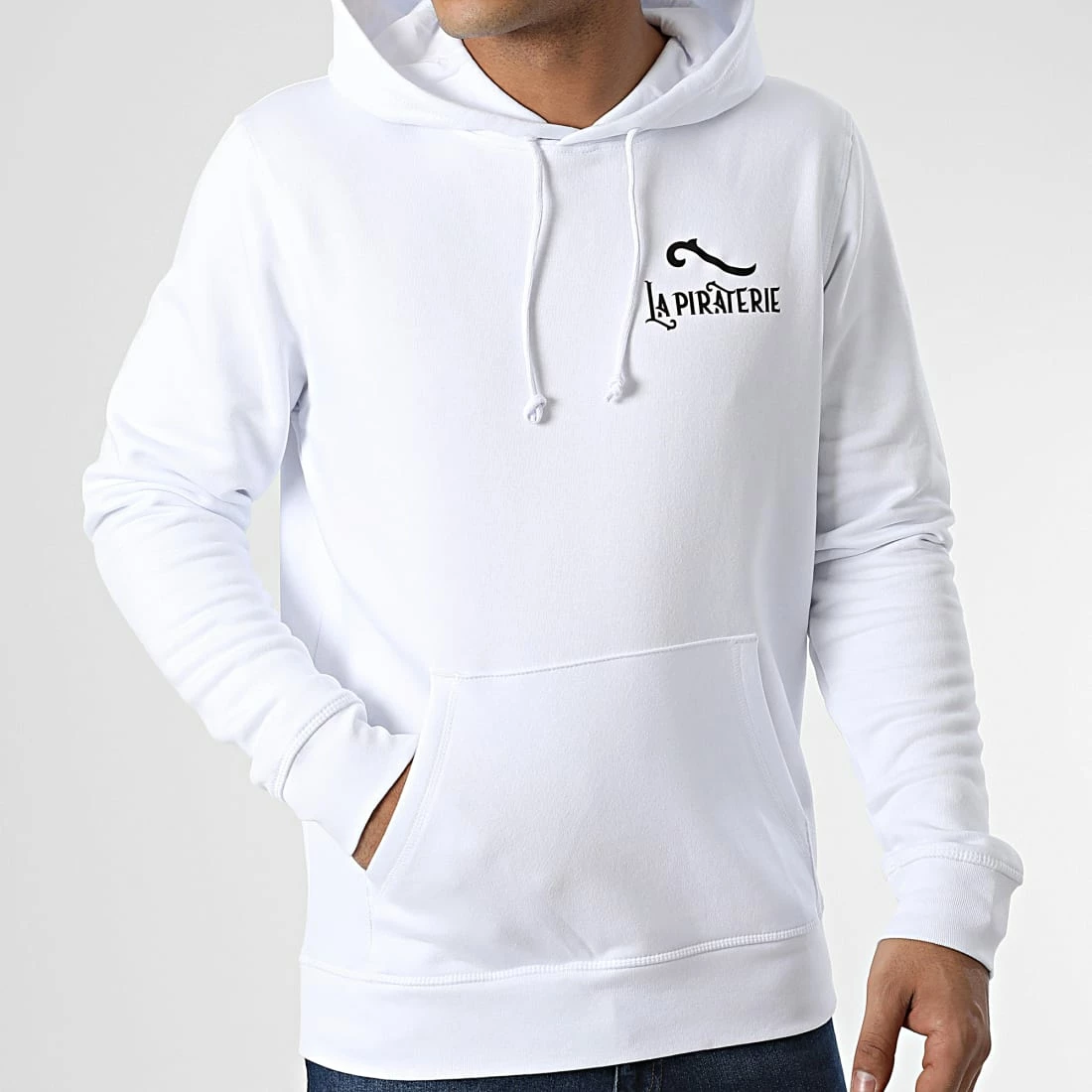 Sweat Capuche LPNJF Blanc Noir de La Piraterie 5 Sweat Capuche LPNJF Blanc Noir de La Piraterie – Image 3